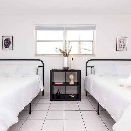 Two Bedroom Apartment - With Parking & Balcony - Heart Of Wynwood Miami Exterior photo